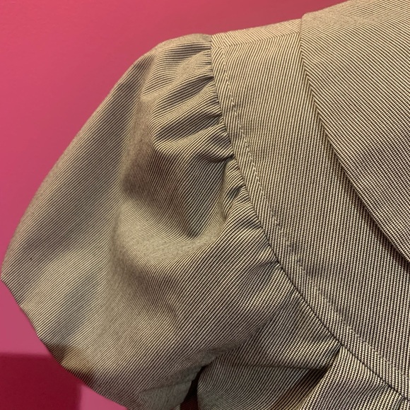 Elegant Gray Women's short sleeved cropped jacket - Picture 5 of 8